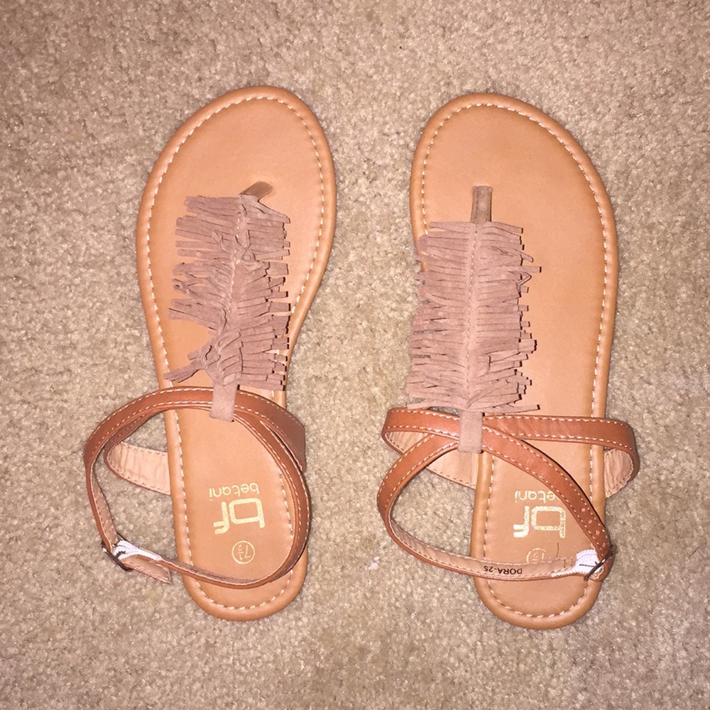 BRAND NEW! Brown sandals